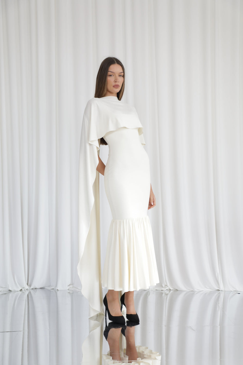 Long Drape Cape
