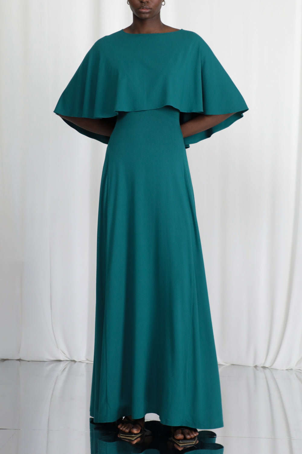 Short Drape Cape
