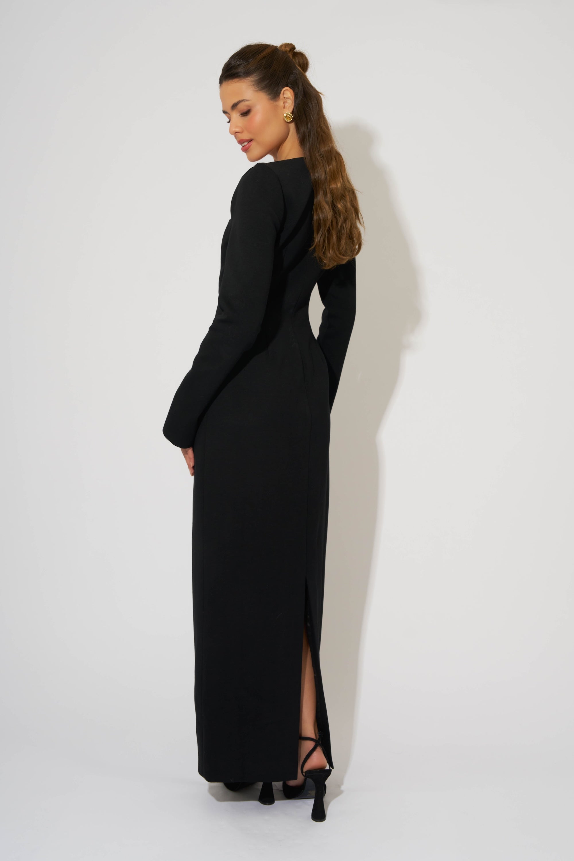 Framed Neckline Maxi Dress