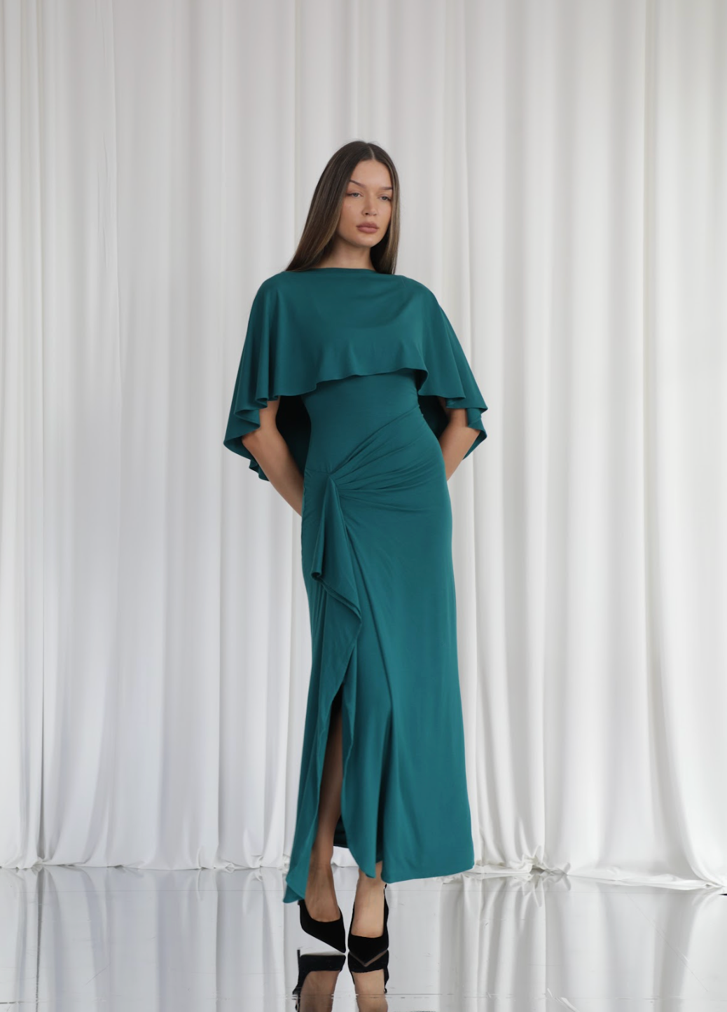 Short Drape Cape
